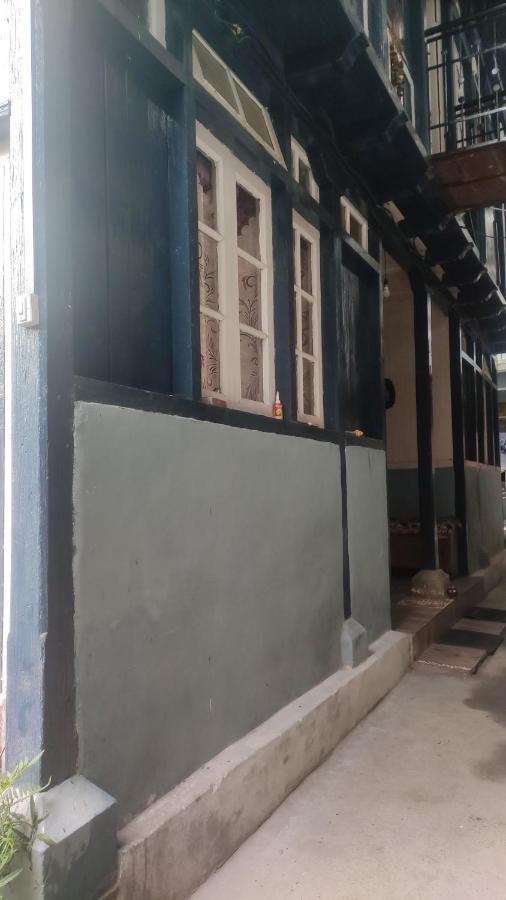 The Prasher Lodge Mall Road Manali Exterior foto