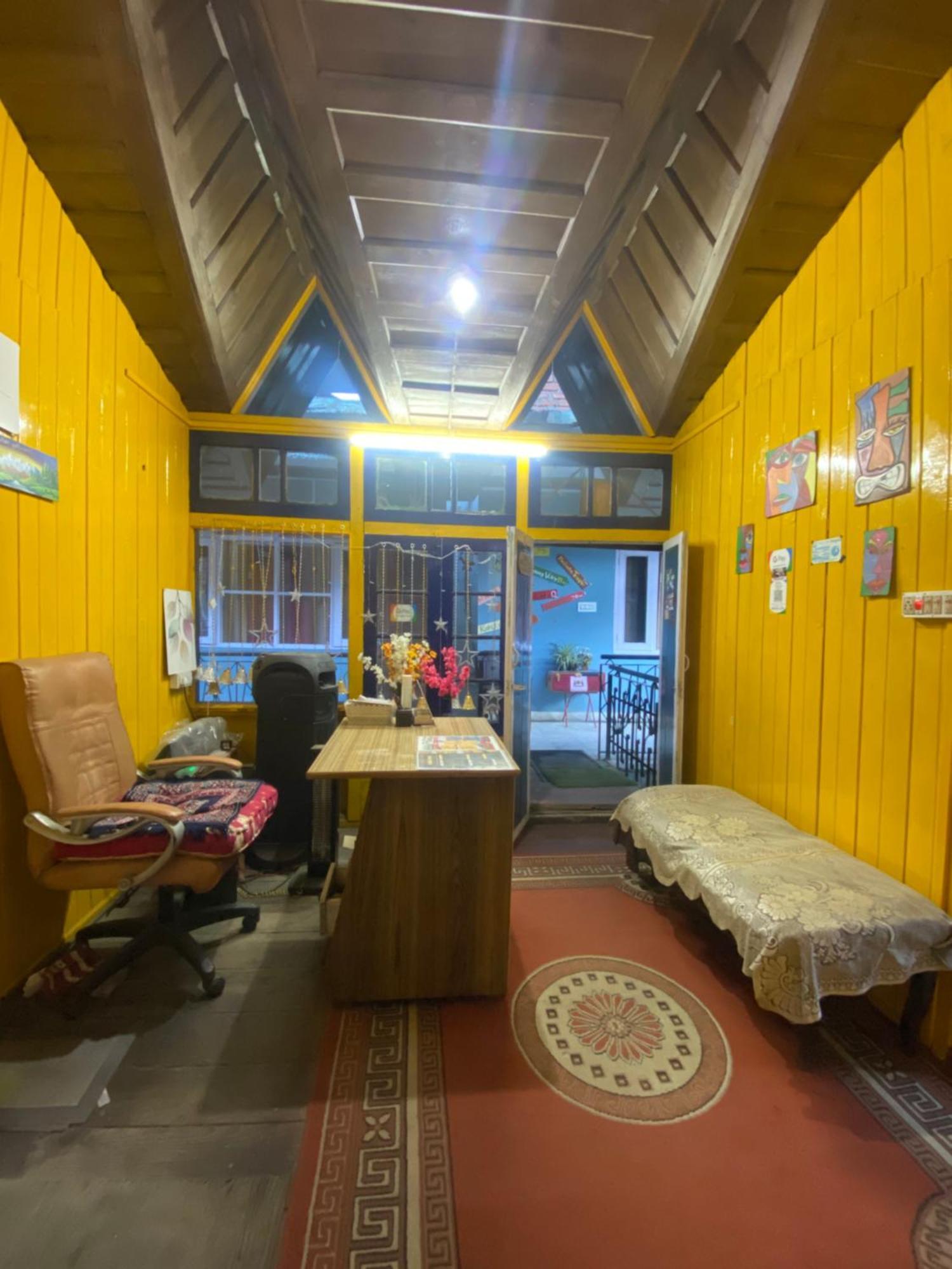 The Prasher Lodge Mall Road Manali Exterior foto